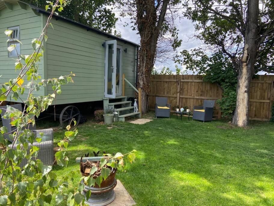 Beautiful Shepherd's Hut Apartment *